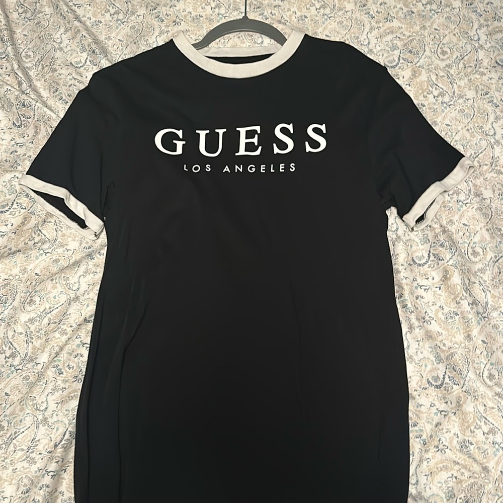 Black and white guess shirt